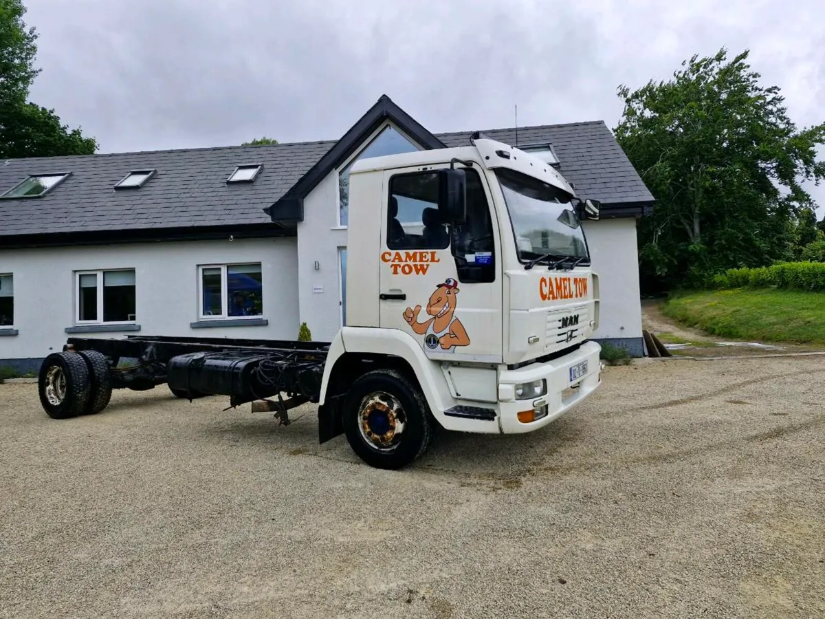 Man truck 10 ton 185 - Image 1