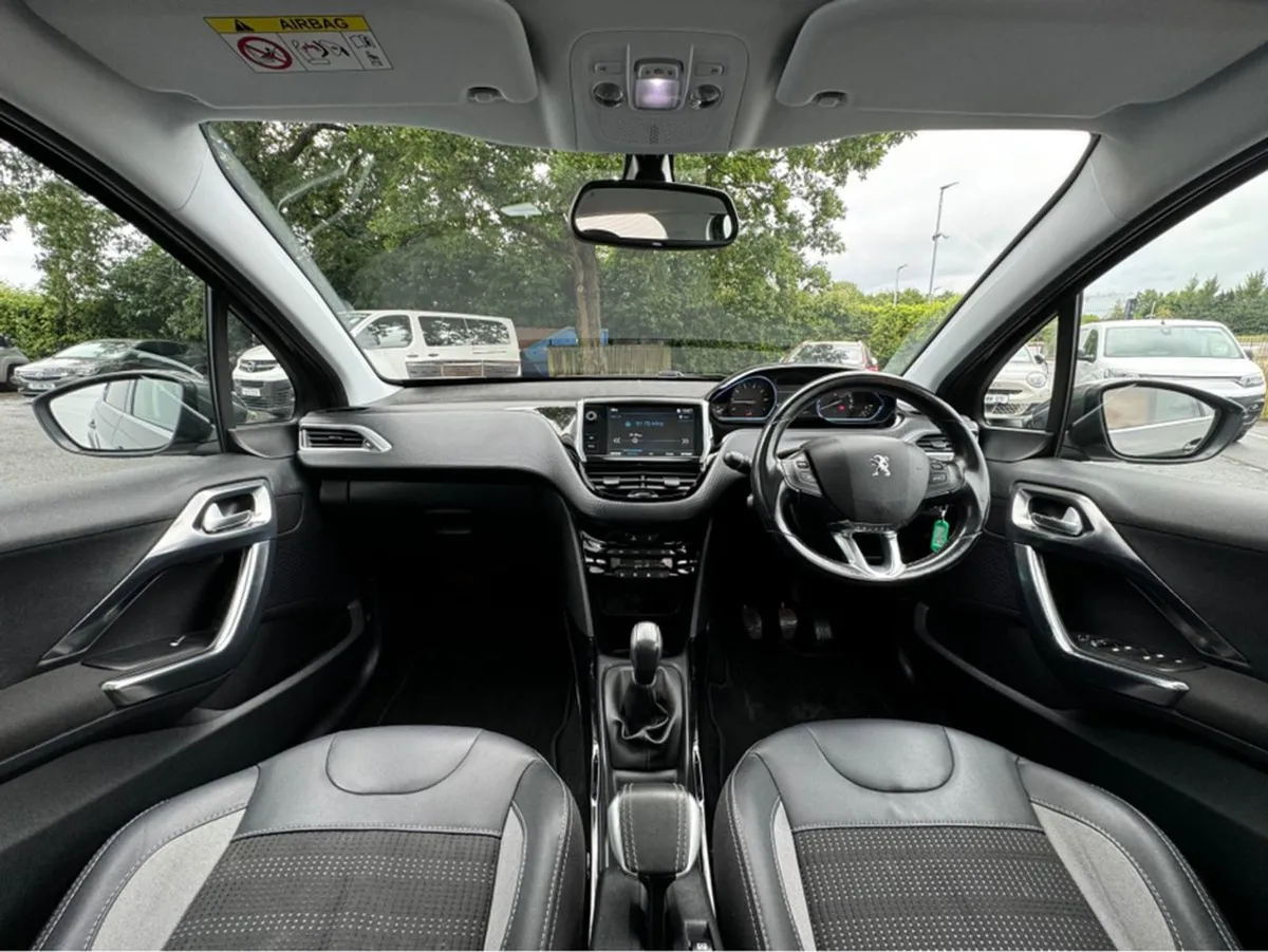 Peugeot 2008 Allure 1.2 Puretech 82hp - Image 2