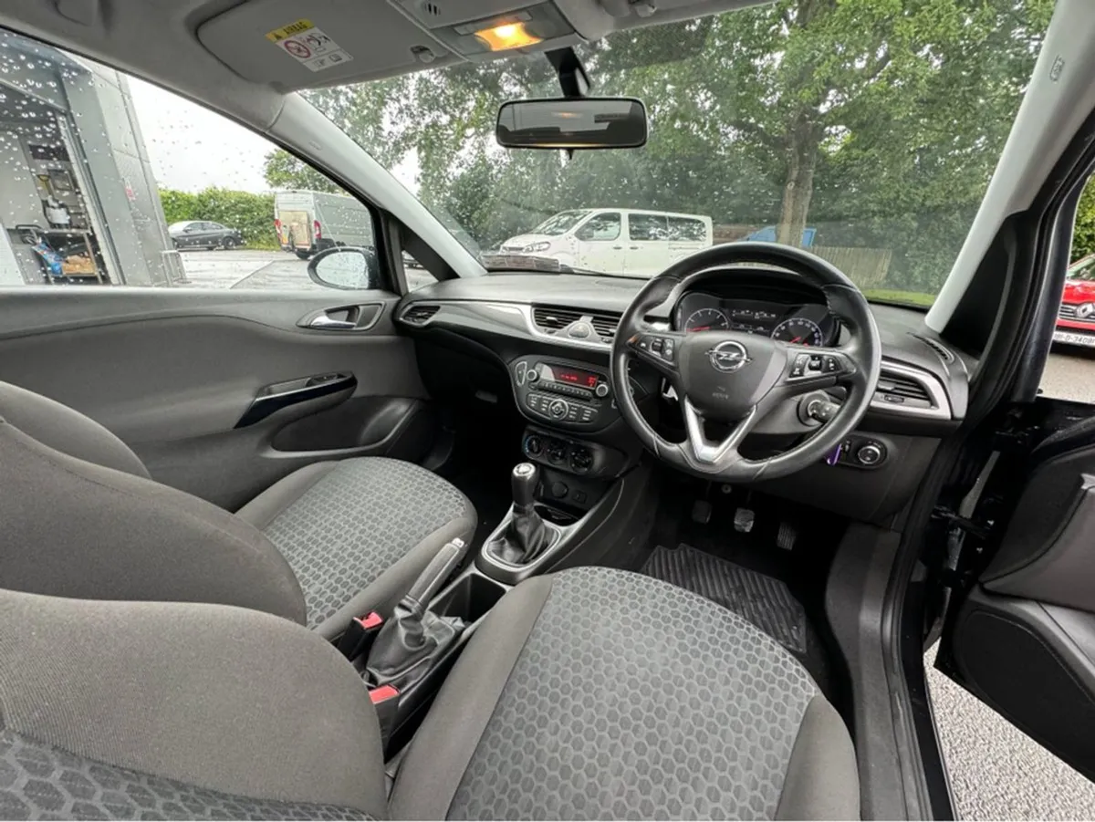 Opel Corsa Excite 1.4 90ps 3DR - Image 3