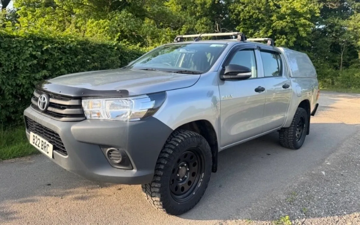 Toyota Hilux pick up 2017 Active - Image 1