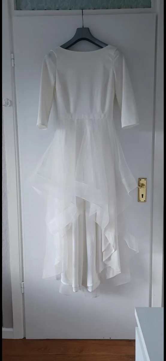 Wedding dress - Image 4