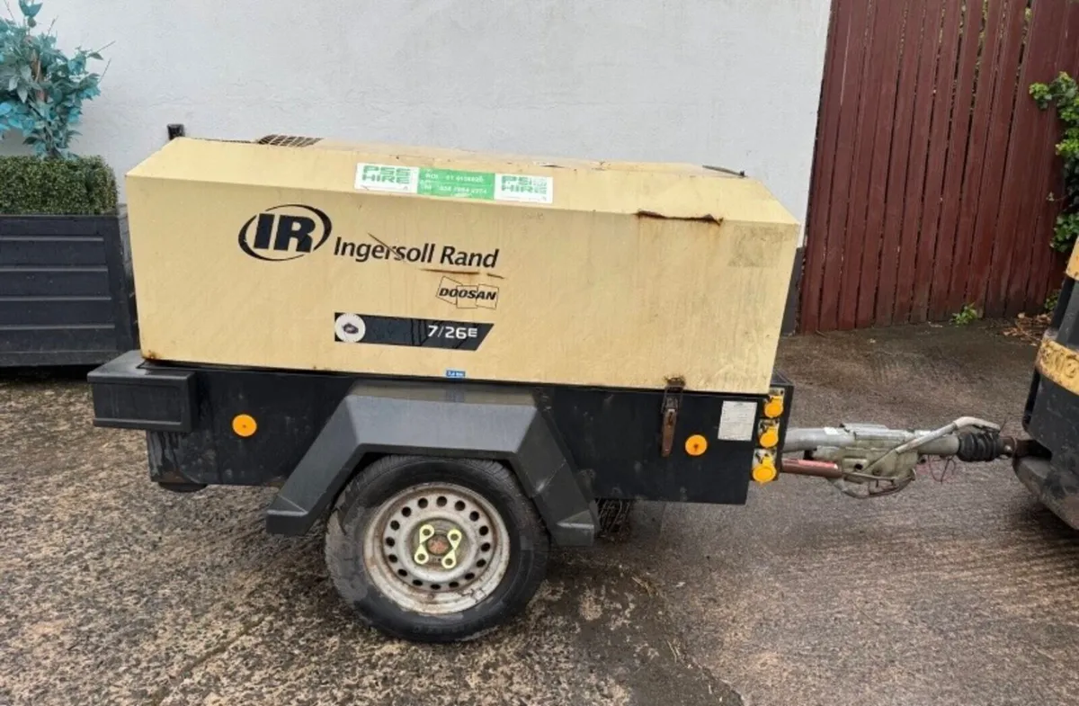 Doosan compressor 7/26E 2011 . 105 cfm - Image 1