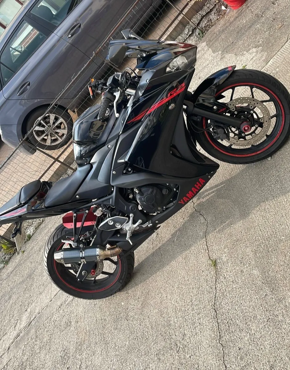 YAMAHA R3  2015 - Image 3