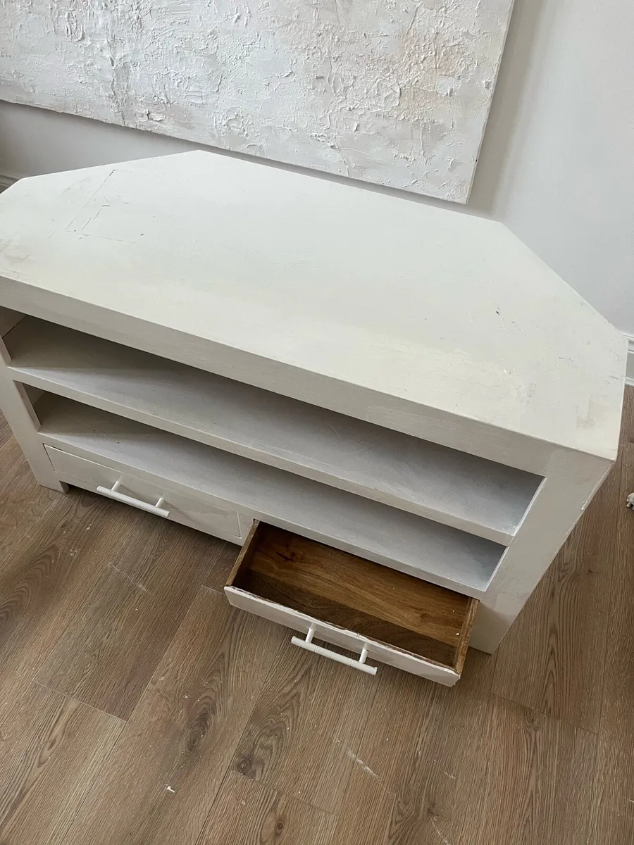 Tv Unit - Image 1