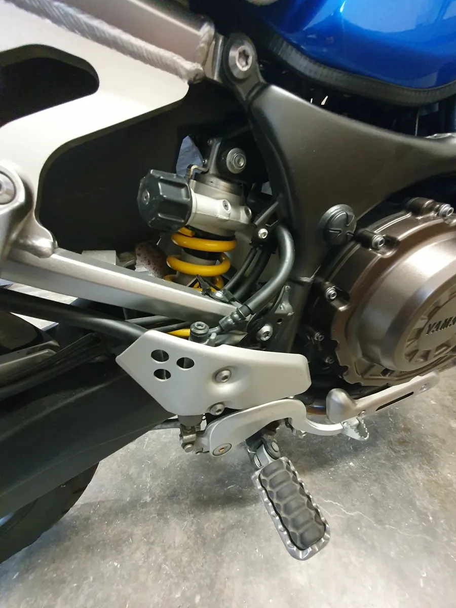 YAMAHA Other 2011 - Image 3
