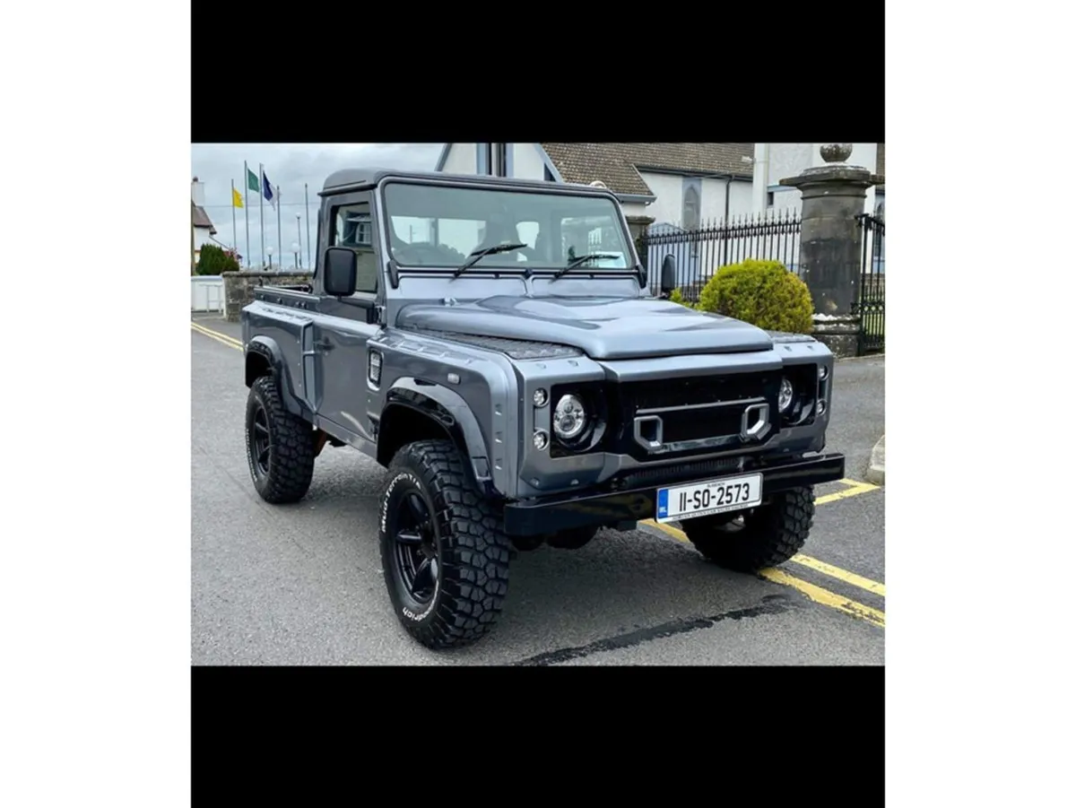 Land Rover Defender 90 Pick UP Td// Stunning Exam - Image 1