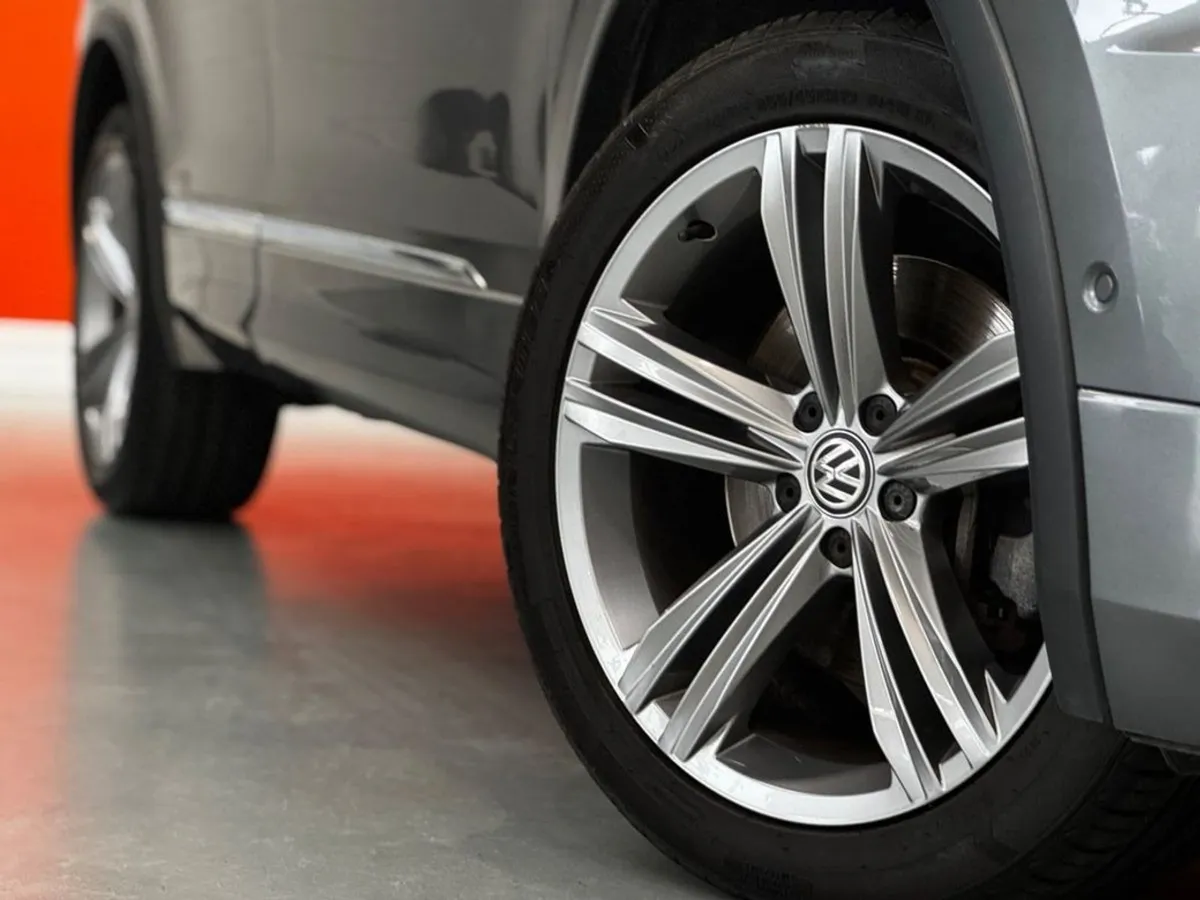 Volkswagen Tiguan TSI R Line - Image 2
