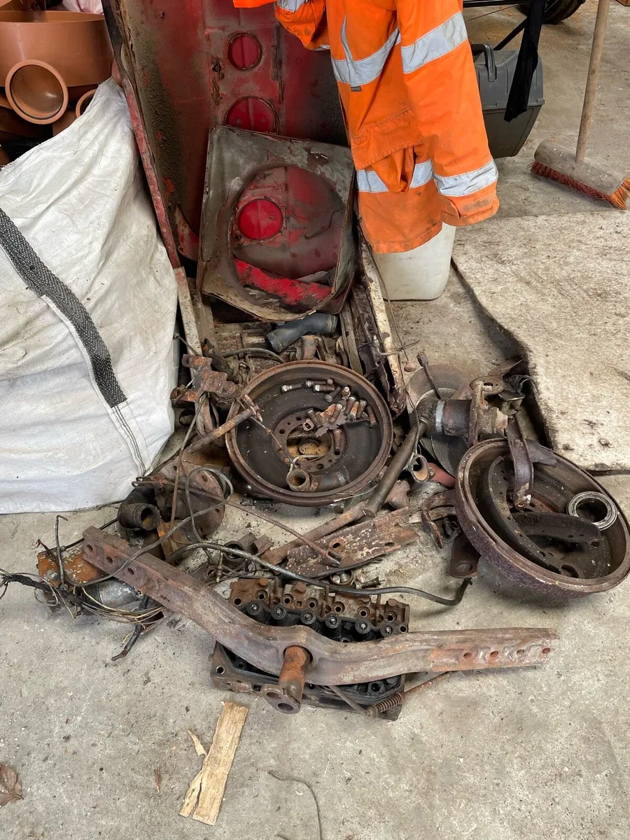 Massey 135 parts - Image 3