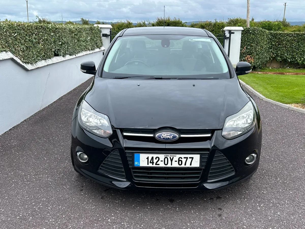 Ford Focus 2014 - Image 2