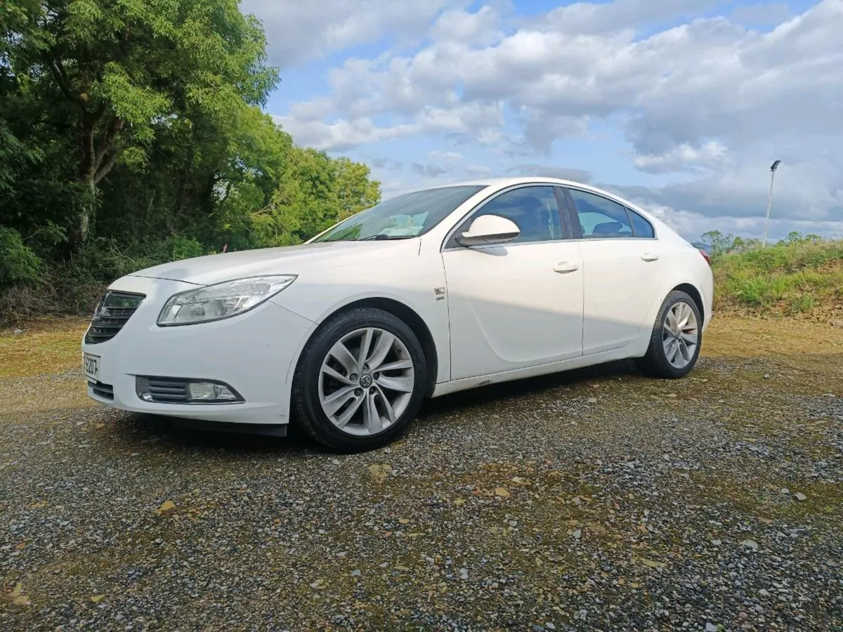 Opel insignia - Image 1