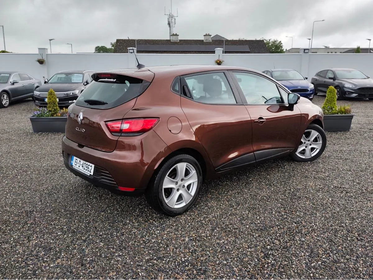 Renault Clio Only 40 P/W 1.2 Dynamique 72bhp 5DR - Image 2