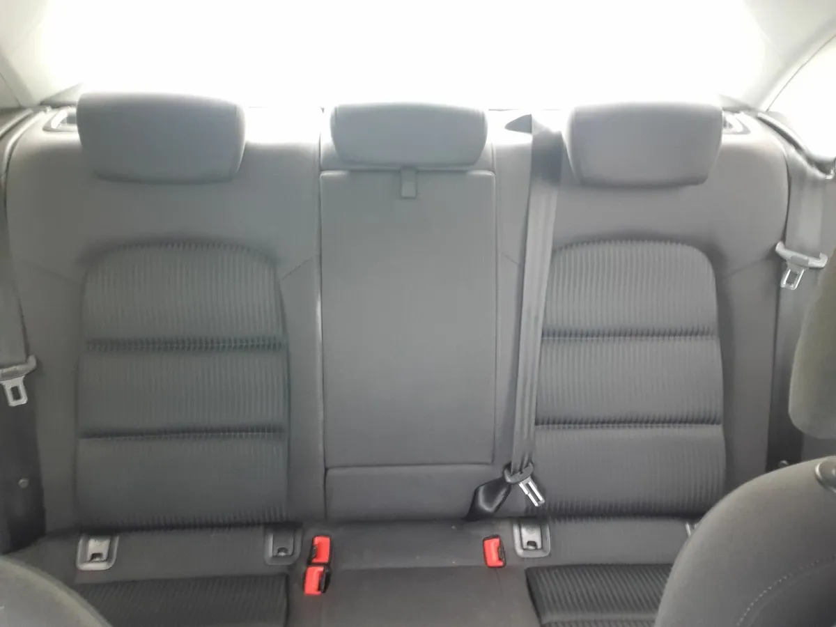 Audi A4 2009 - Image 2