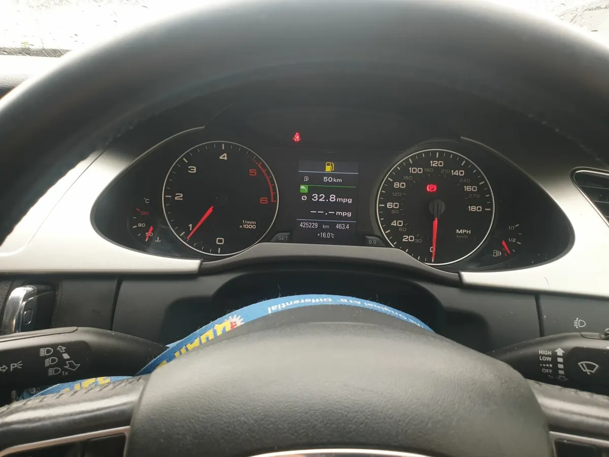 Audi A4 2009 - Image 3