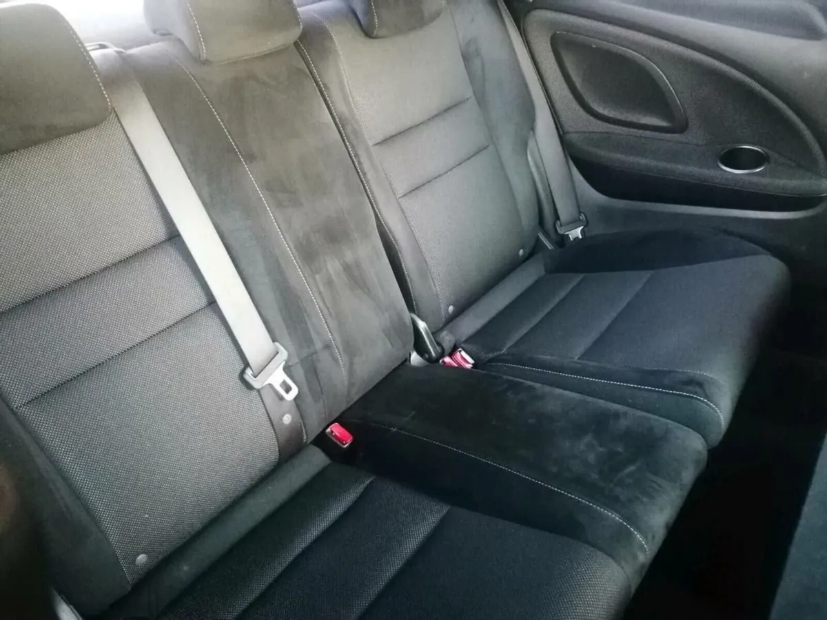 Honda Civic Type S - Image 3