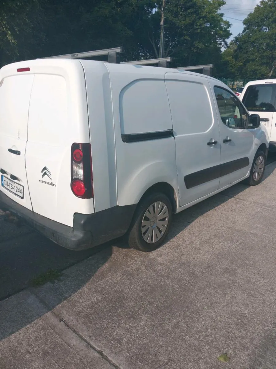 Crew cab - Image 4