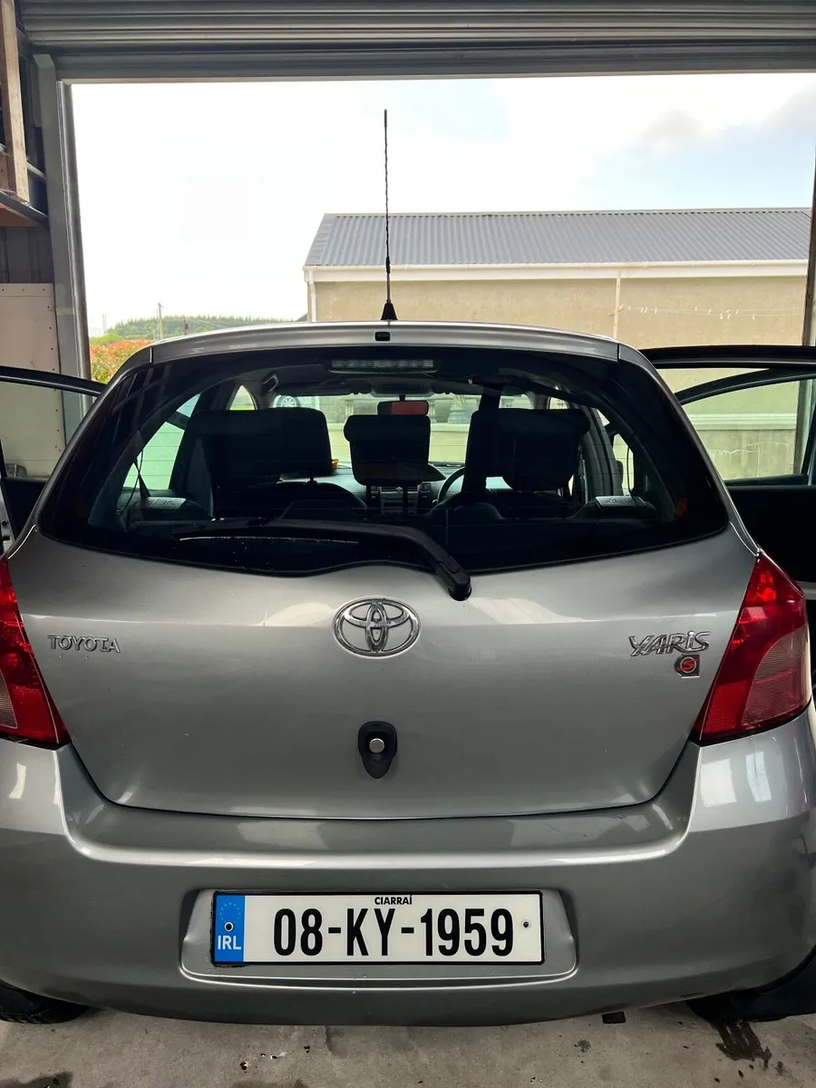 Toyota Yaris 2008 - Image 3