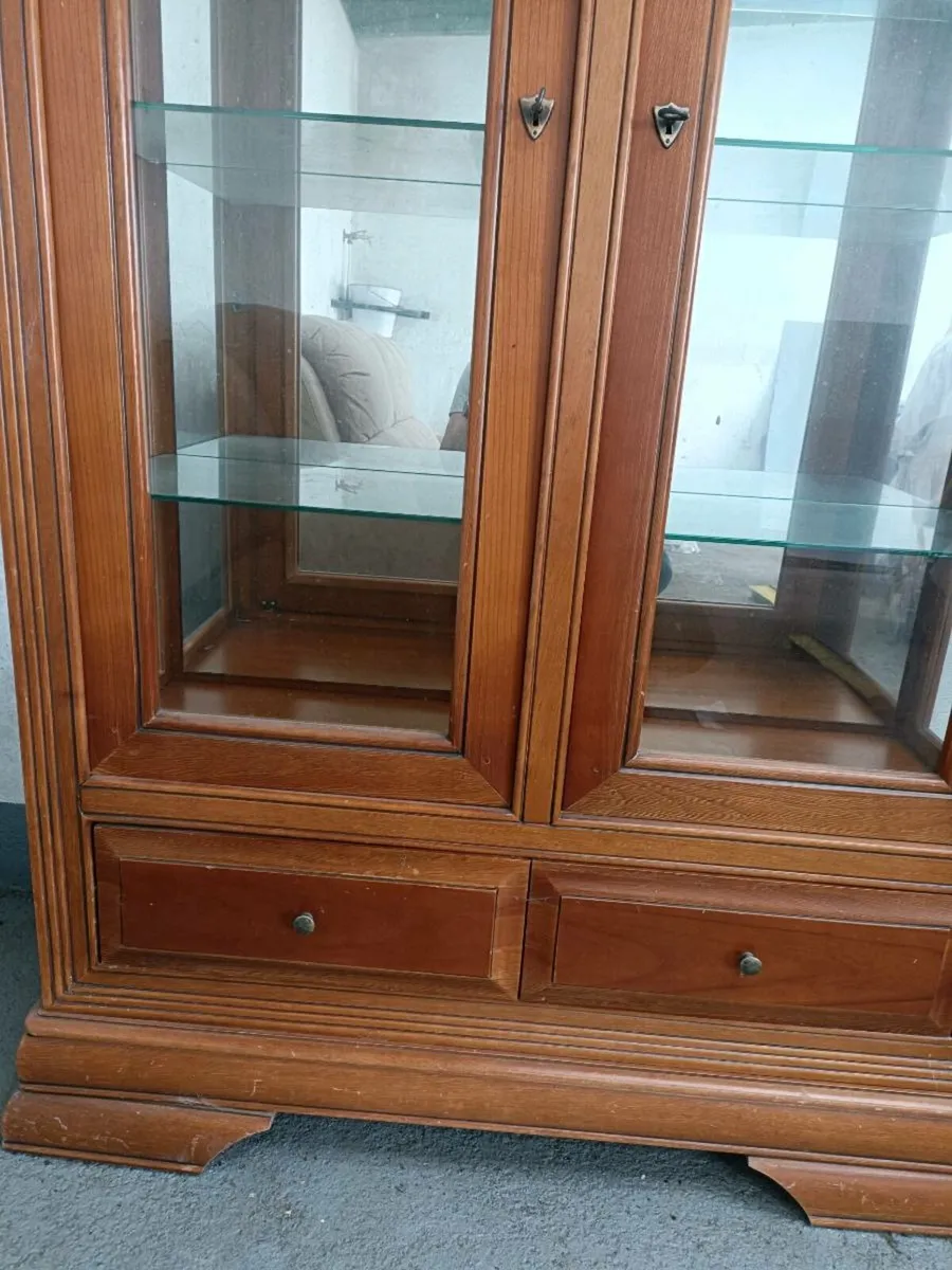 Furniture - Image 4