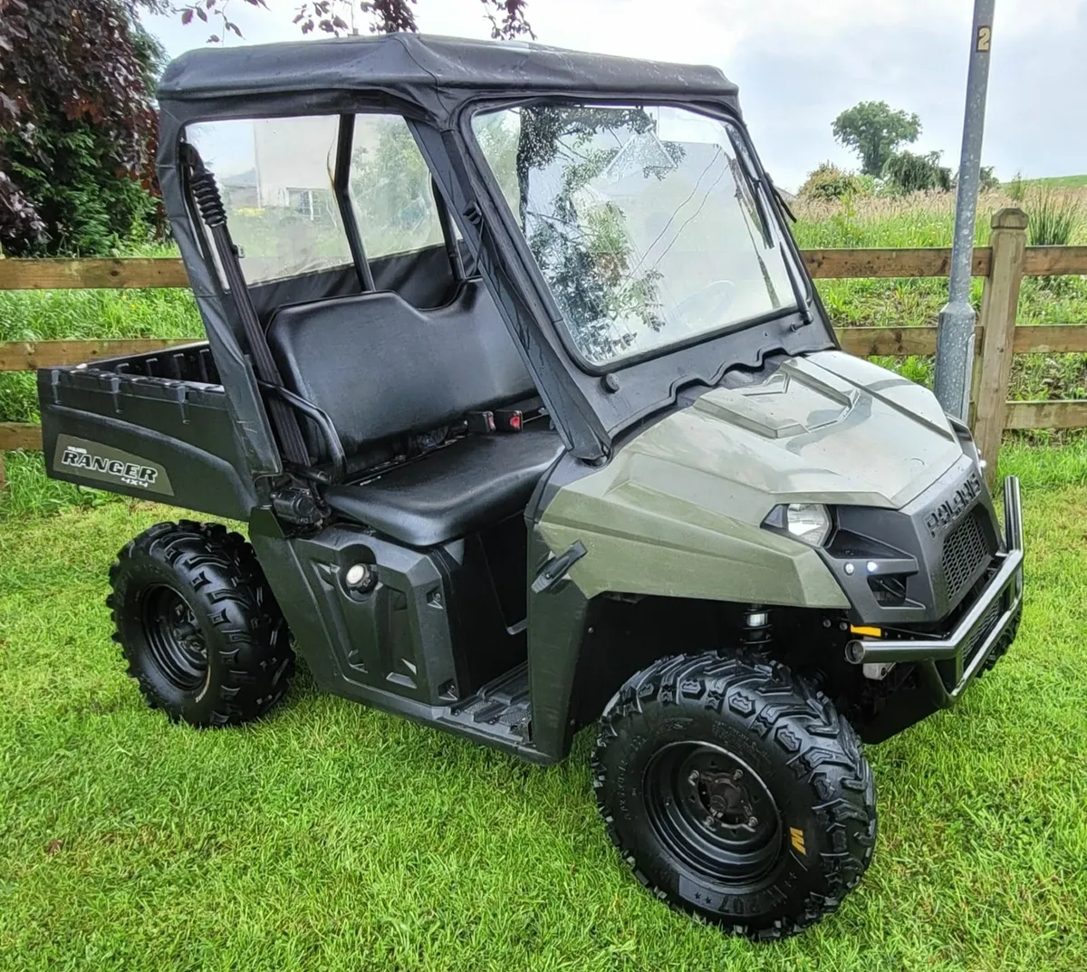 2014 Polaris 400 HO Petrol Gator - Image 1