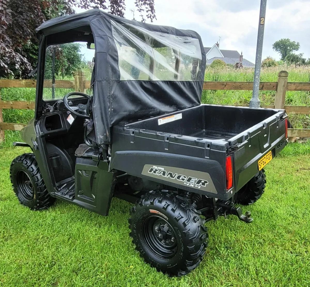 2014 Polaris 400 HO Petrol Gator - Image 4