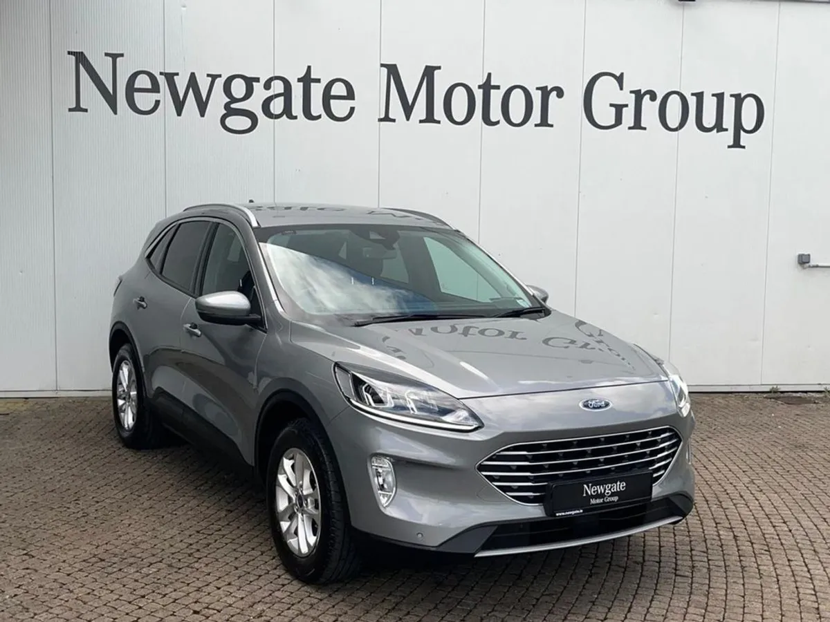 Ford Kuga Titanium 2.5phev225 S6.2 CT 4D - Image 3