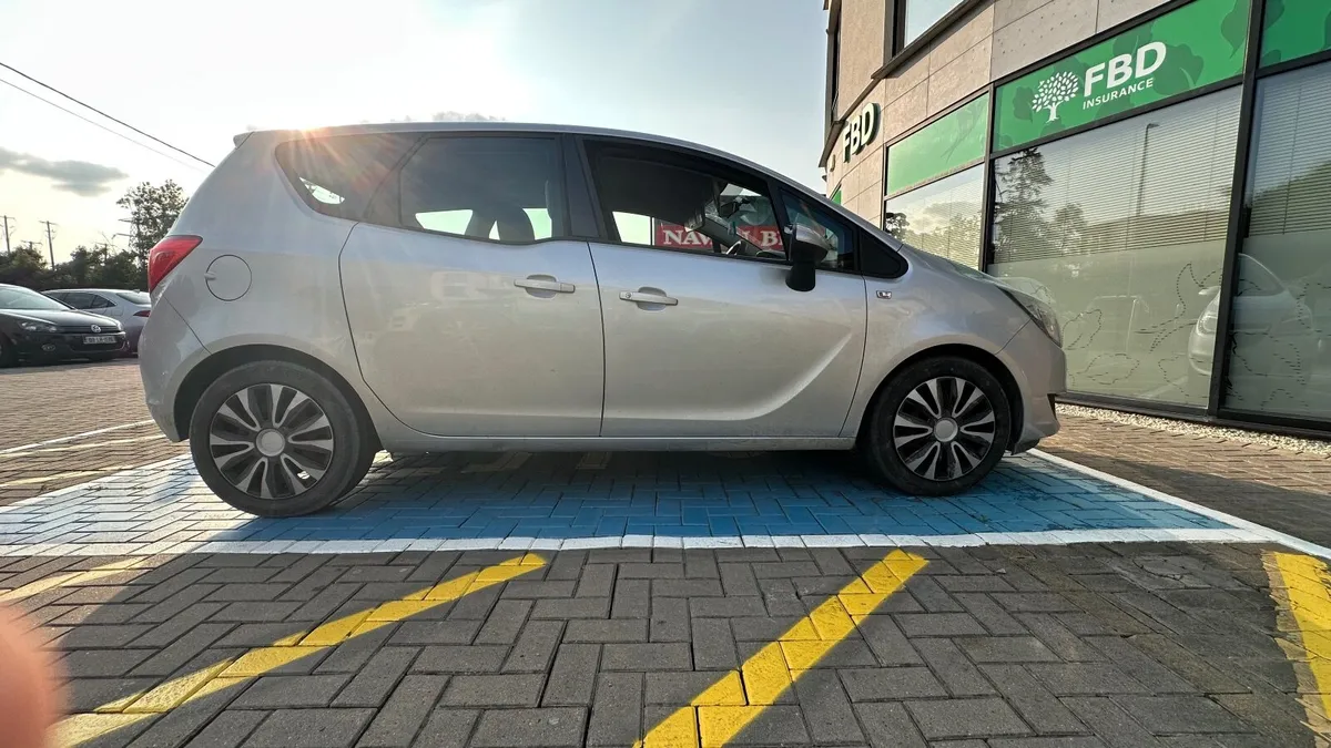 Opel Meriva 2014 - Image 2