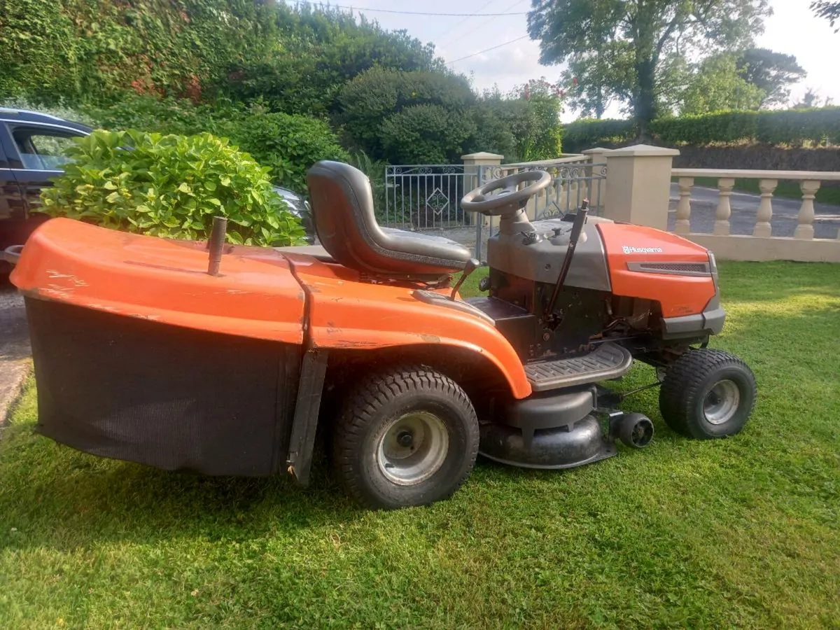Husqvarna Ride On Mower - Image 3
