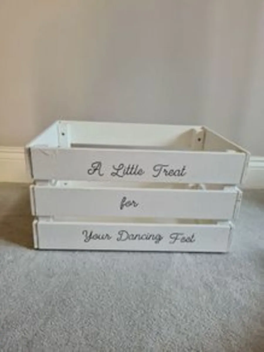 Wooden White Crate for Hire