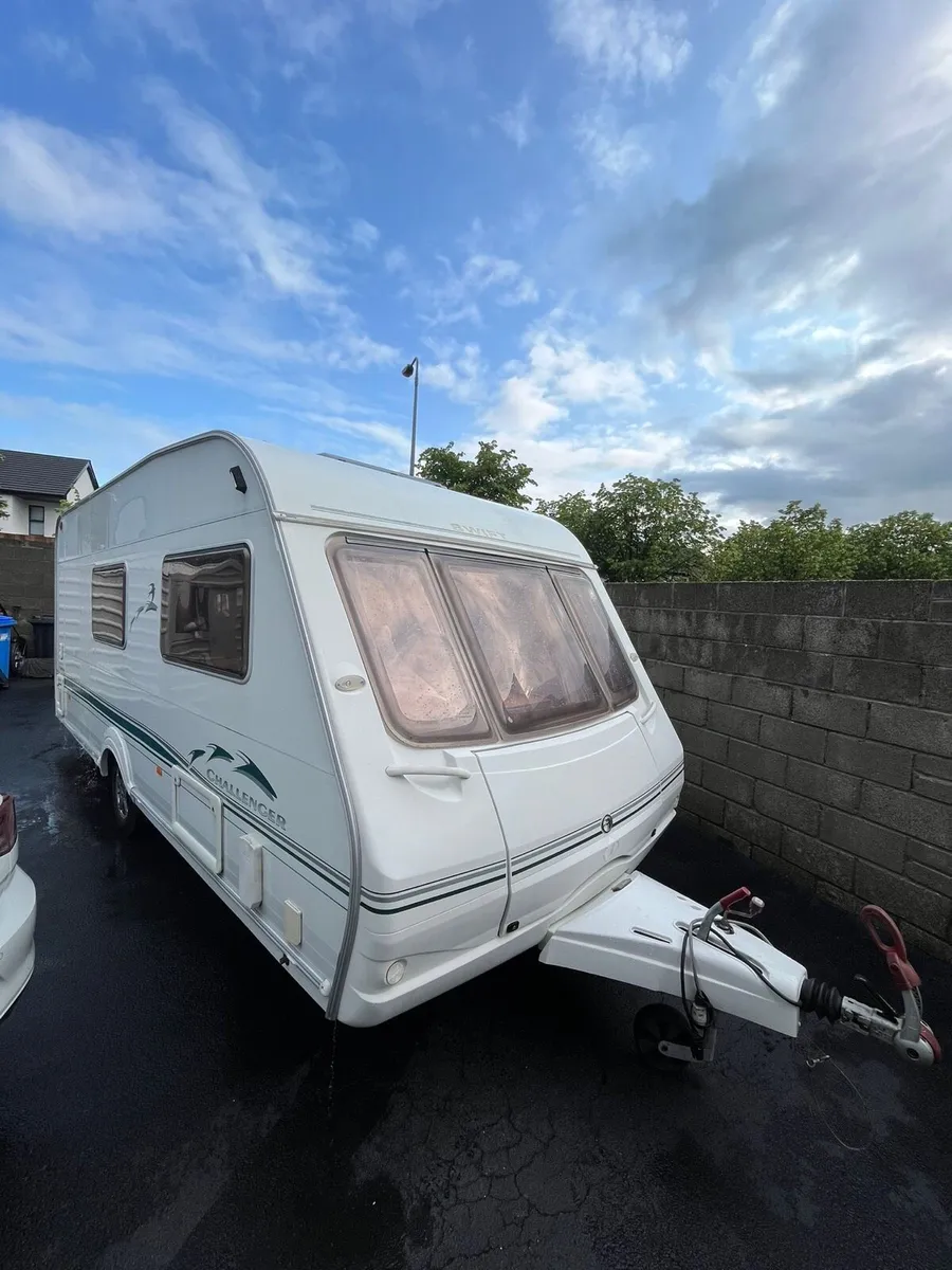 Swift Challenger 4 Berth Caravan For Sale - Image 2