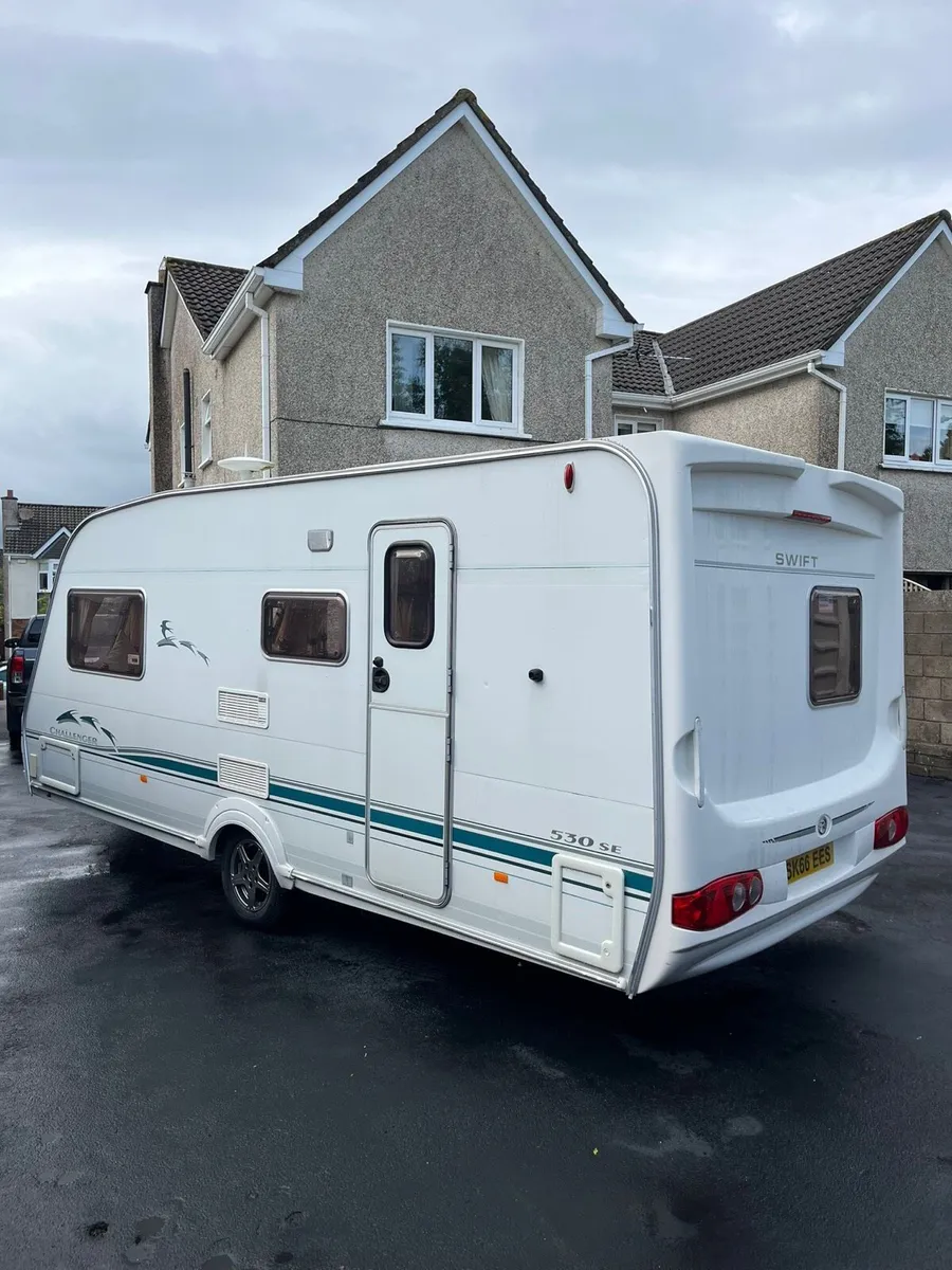 Swift Challenger 4 Berth Caravan For Sale - Image 4