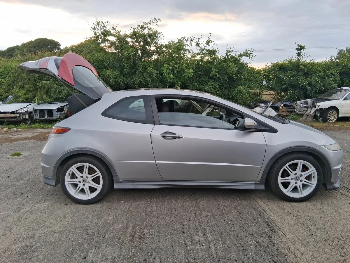 Honda Civic 2007 type s 1.8vtec - Image 4