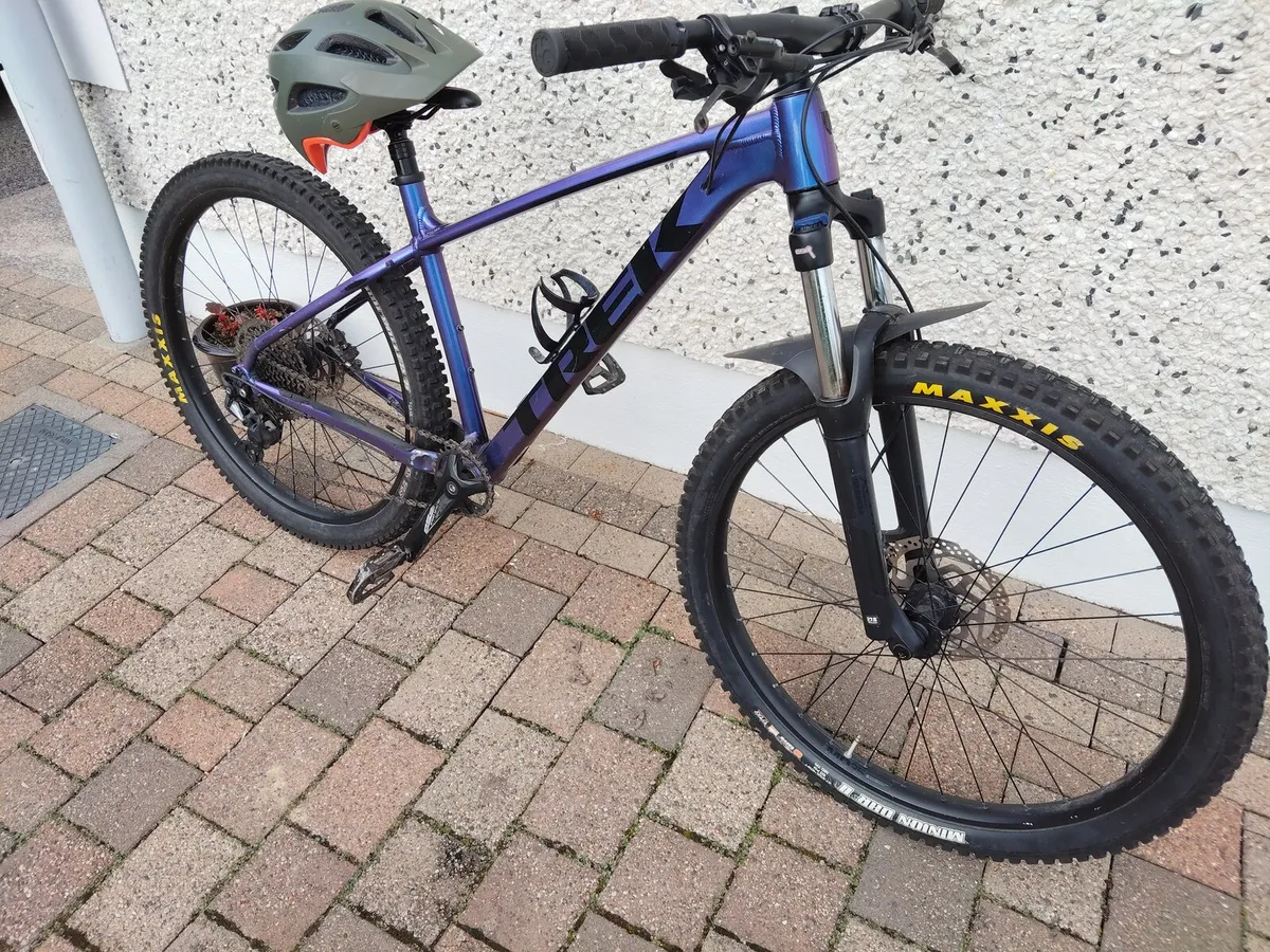Mountain bike - Image 1