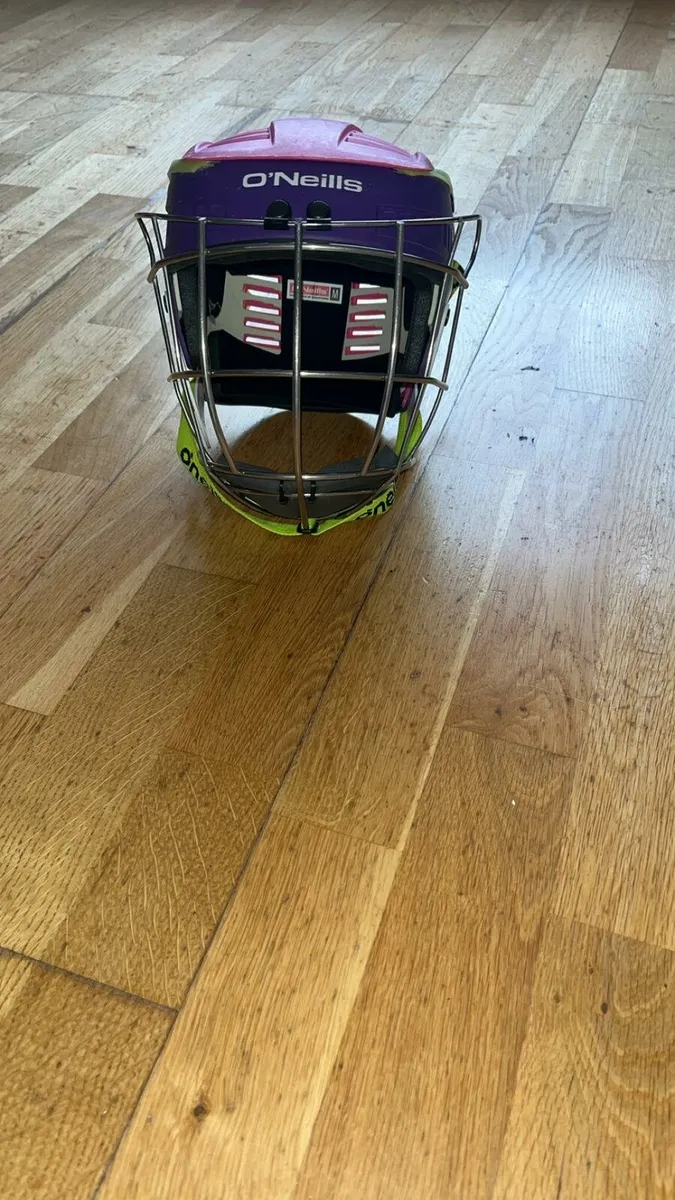 O'Neill's Koolite Hurling Helmet - Image 4