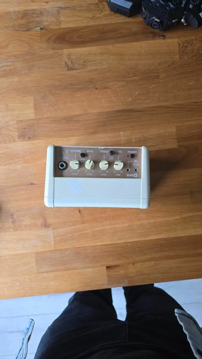 Blackstar Acoustic Mini Amp - Image 1