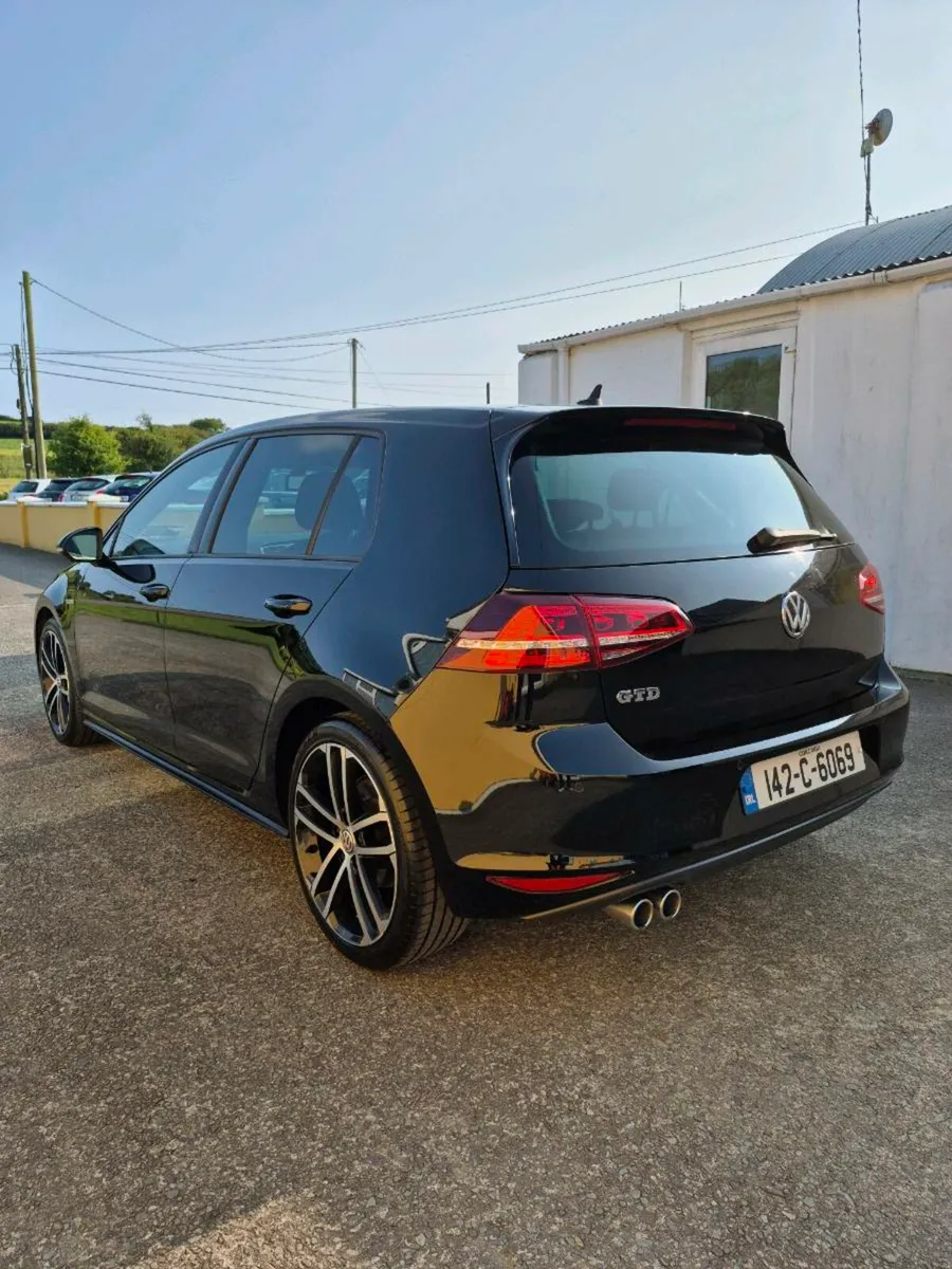 Volkswagen Golf Gtd - Image 4
