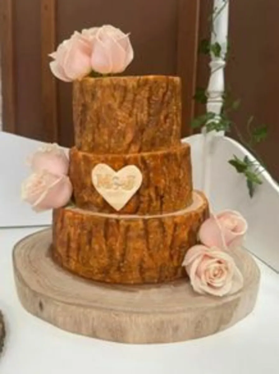 Wooden Cake Stand Base for Hire