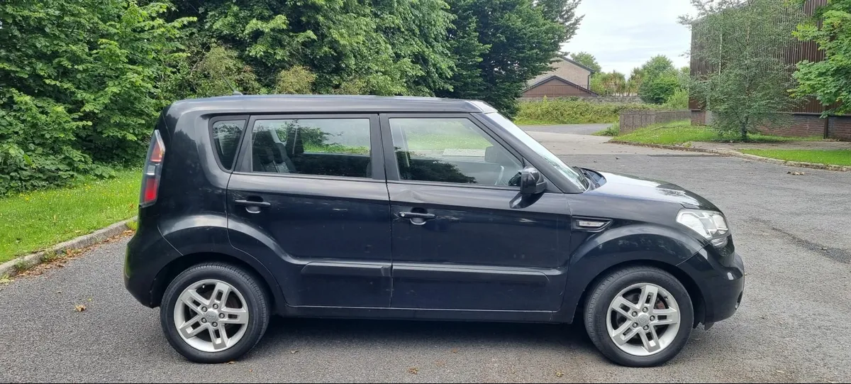 Kia Soul Automatic 2010 - Image 2