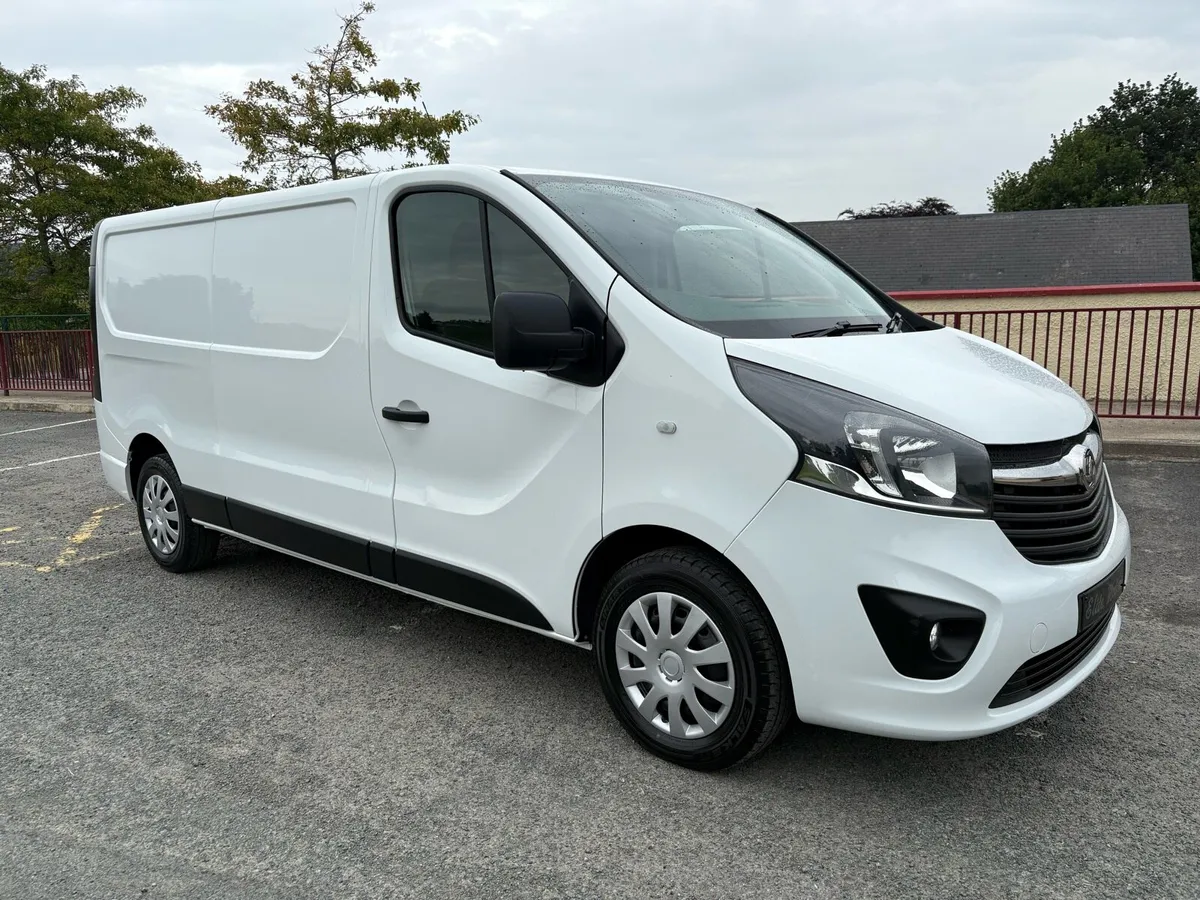 2019 (191) VAUXHALL VIVARO SPORTIVE LWB - Image 1