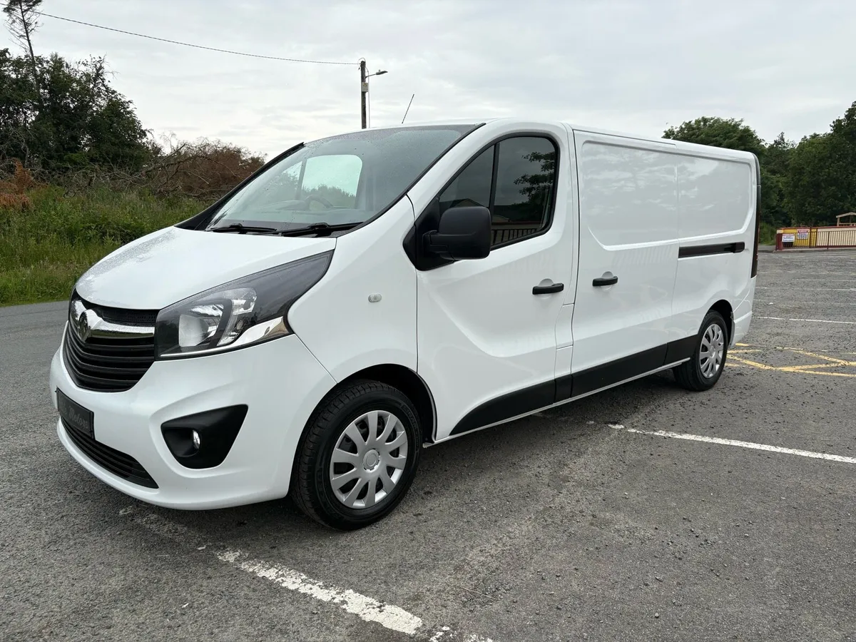 2019 (191) VAUXHALL VIVARO SPORTIVE LWB - Image 4