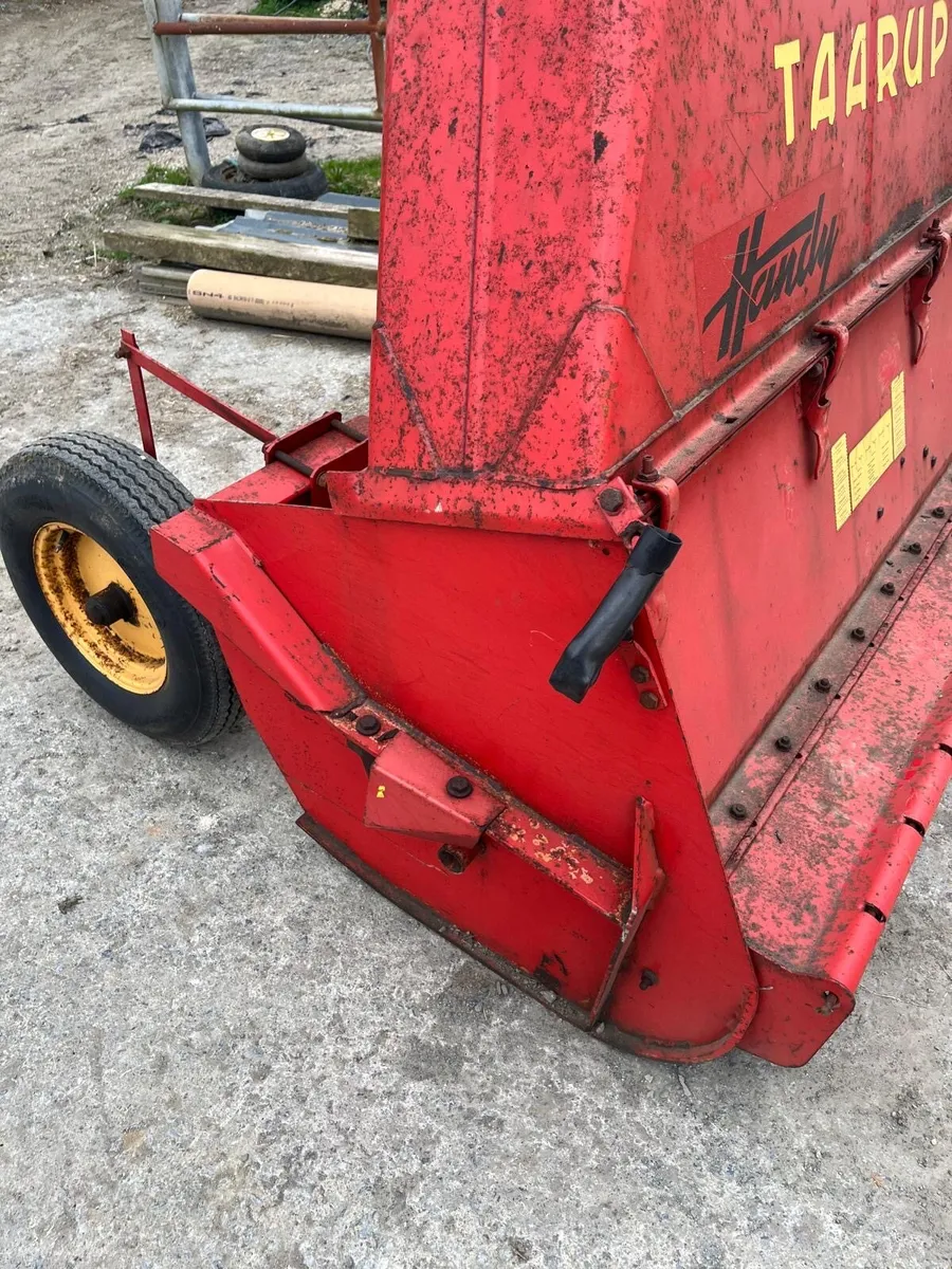 Taarup harvester - Image 2