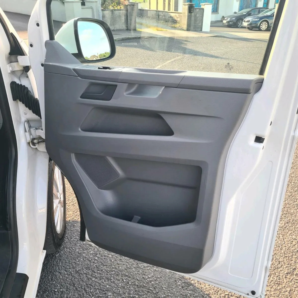VW Transporter Trendline - Image 2