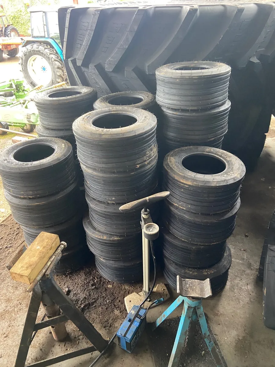 Tedder / rake tyres - Image 1