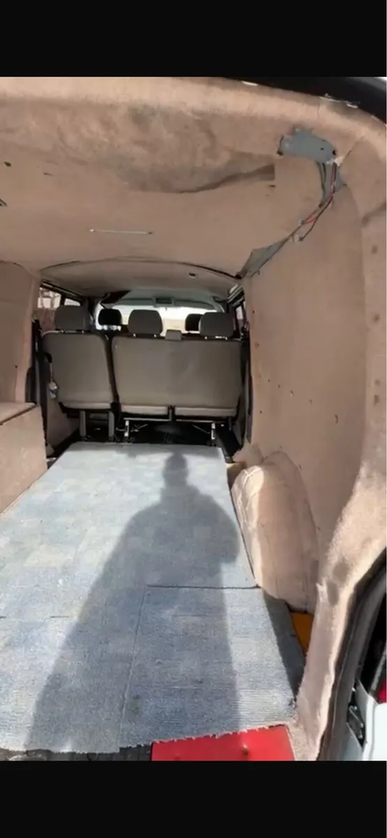 Vw transporter kombi - Image 4