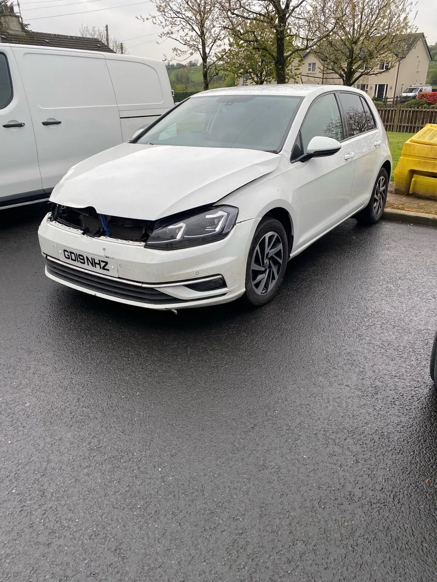 2019 Volkswagen Golf Match *NI REG*D.Repairable* - Image 1