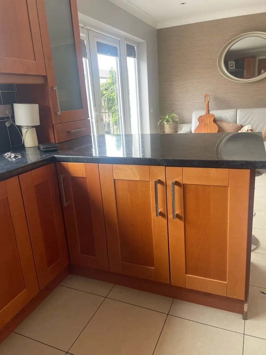 Kitchen cupboards - Image 1