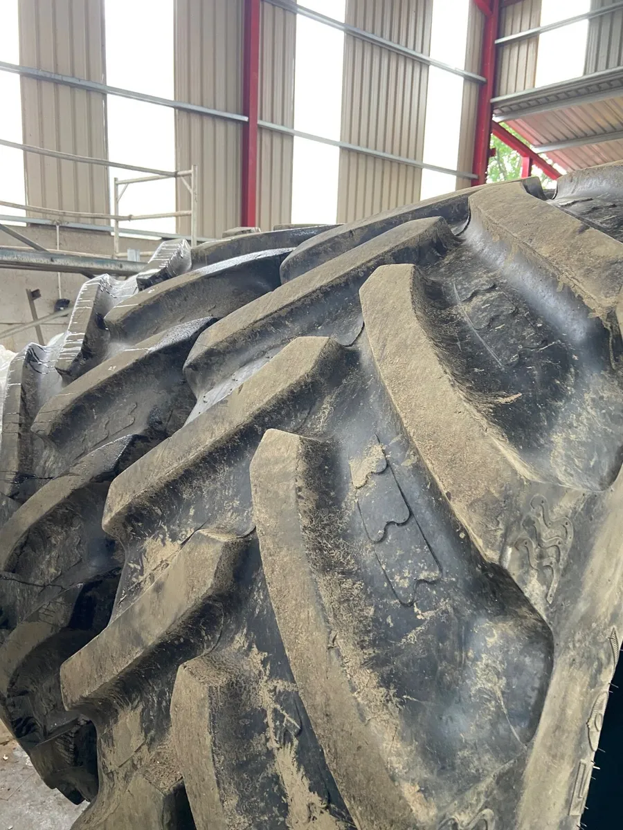 Tractor tyres - Image 1