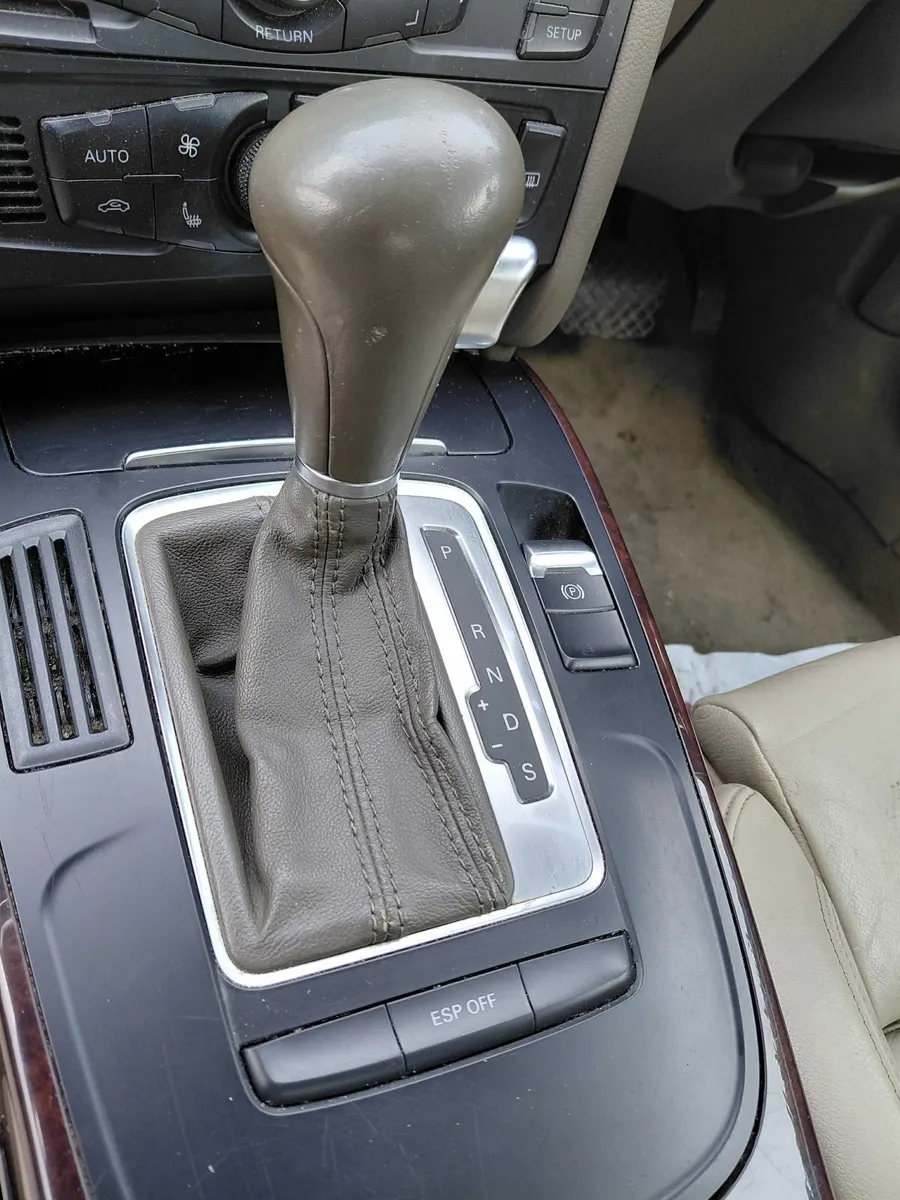 Audi A5 Coupe Automatic - Image 3