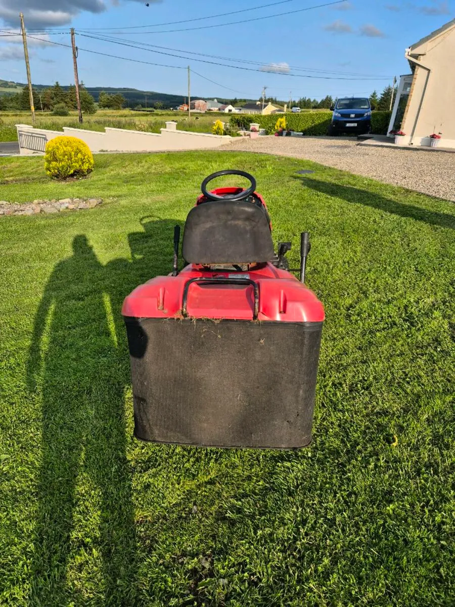 Castle garden twin cut tractor lawn mower - Image 2