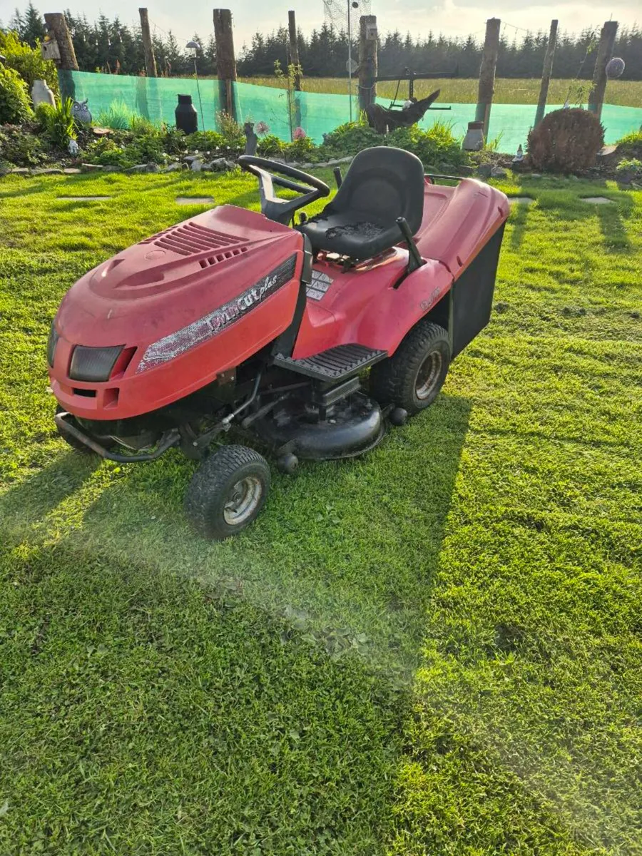 Castle garden twin cut tractor lawn mower - Image 3