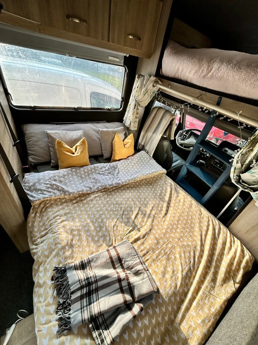 Renovated 93 Globetrotter Camper - Image 3