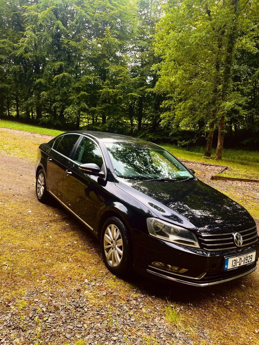 Volkswagen Passat 2013 - Image 1
